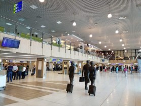 VOTAT //  Aeroportul Internațional Chișinău NU poate fi privatizat